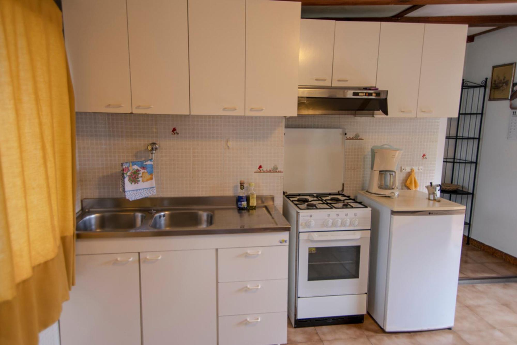 Aparthotel Casa Furrer Tirrenia Pokoj fotografie