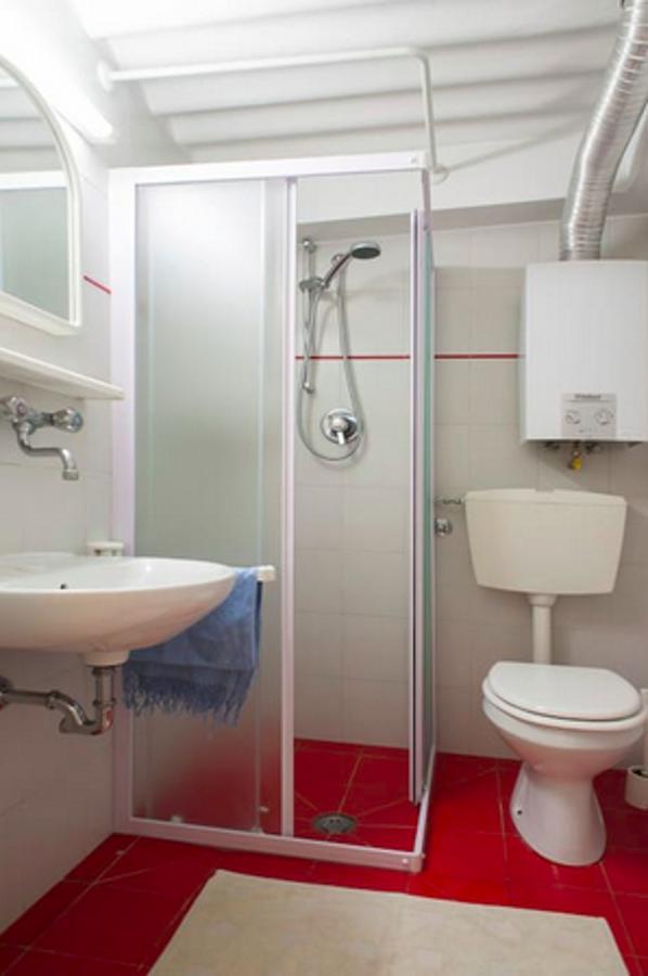 Aparthotel Casa Furrer Tirrenia Exteriér fotografie